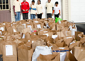 Food drives across USA for local charity Food Donation