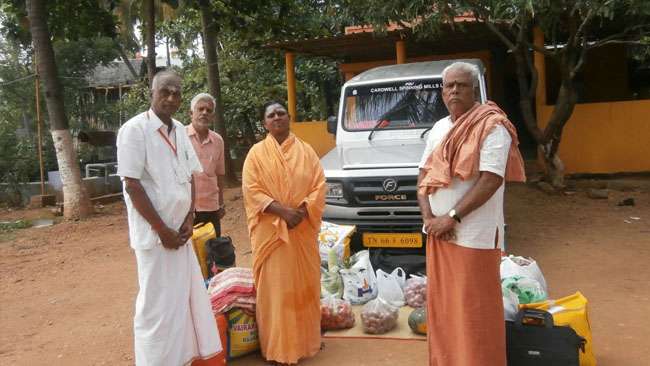 Vikasa Tarangini Coimbatore Donated Clothes Food Materials to Old Orphans Handicapped