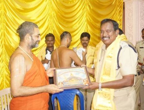Vikasatarangini Volunteers Felicitated in Krushna Pushkara(Krishna Pushkaralu)
