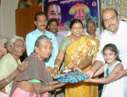 Vikasatarangini Distributed Clothes To The Poor People