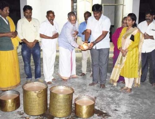 Free Ayurvedic medicine distribution for respiratory problems at Rajamahendravaram