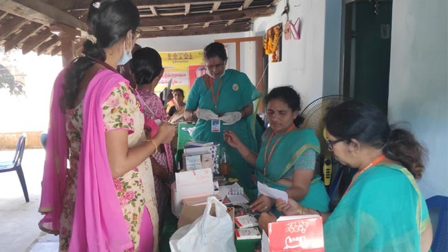 Kakinada and Duggudurru Mahila arogya Vikas conducted a Medical Camp at Kattamuru