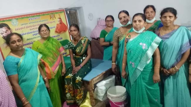 Mahilaarogya Vikas Gudimalkapur conducted Medical Camp at Hasnadh Manchiriyala