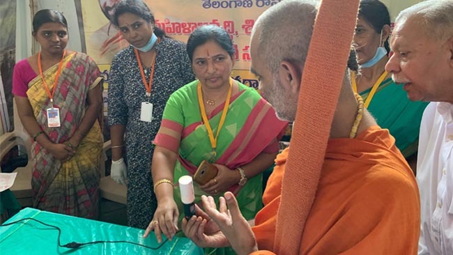 Mahilaarogya Vikas conducted Medical Camp at Mallapur