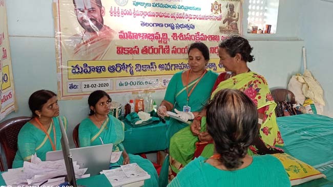 Mahilaarogya Vikas conducted Medical Camp at Peddamandadi Wanaparthy Dist
