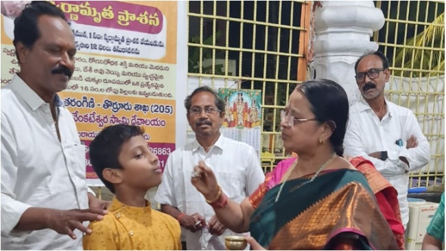 Swarnamrutha Prasana at Thorrur2 Swarnamrutha Prasana at Thorrur2